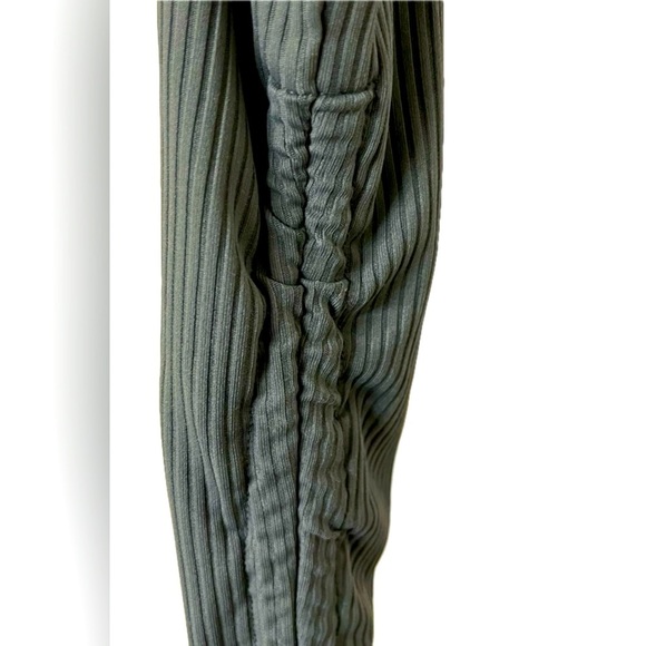 SHEIN EZwear Solid Drawstring Crop Tank Top - Picture 3 of 5